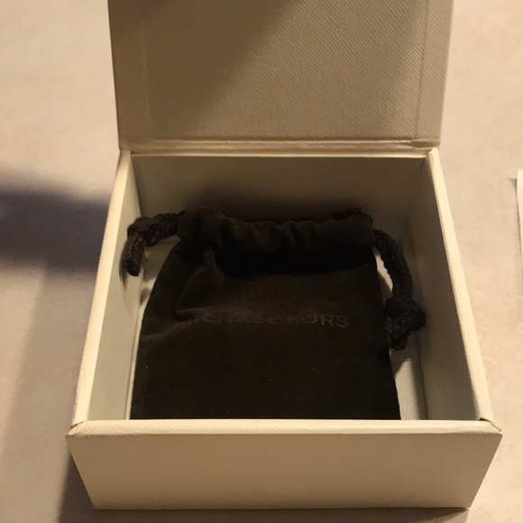 Michael Kors Bracelet - Picture 5 of 6